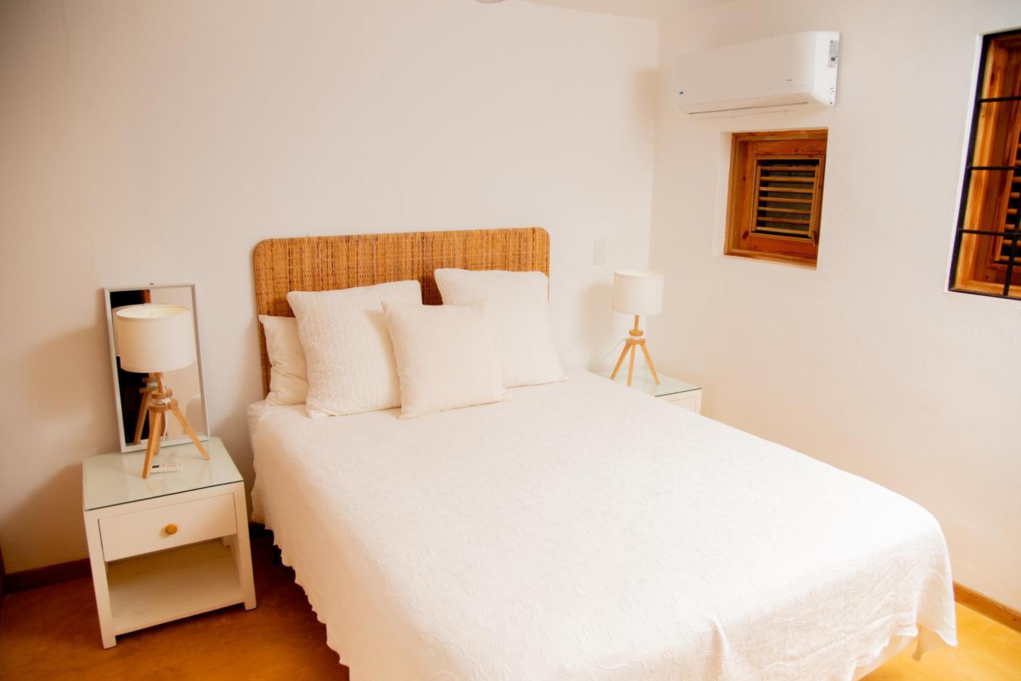 Jasmine La Playita - Ocean Front Apartment Las Galeras Exterior photo